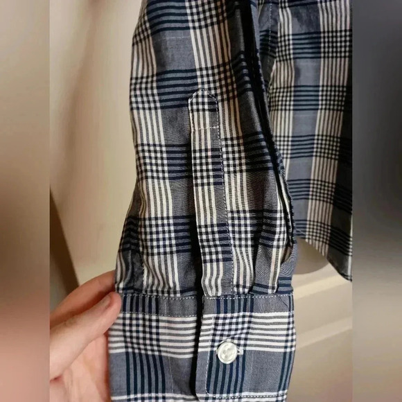 2/$30 BANANA REPUBLIC Burnout Preppy Clueless plaid button up‎ (#892) - Picture 3 of 5